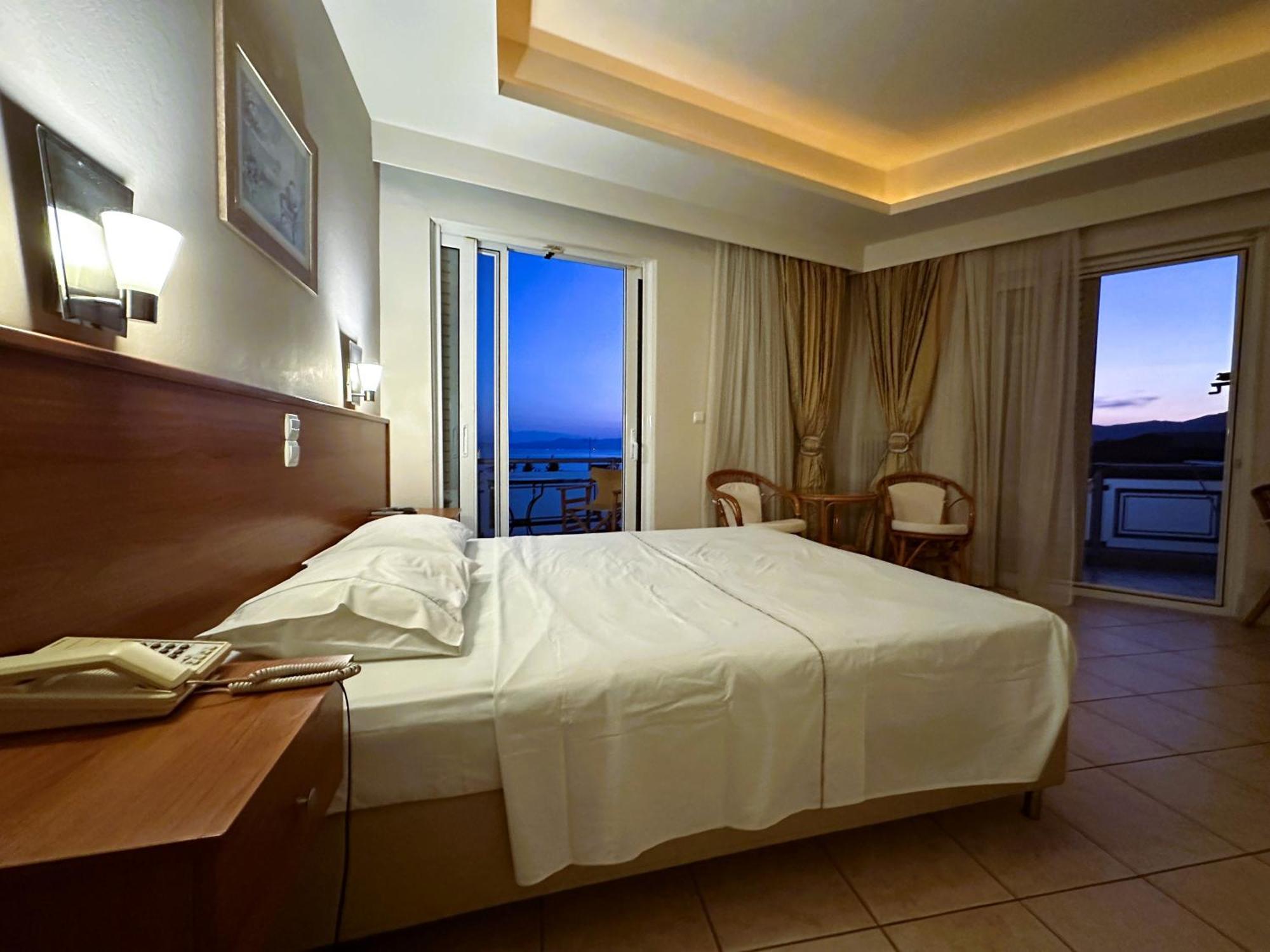 Souris Hotel Rovies Exterior foto