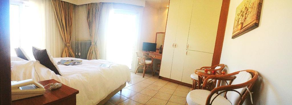 Souris Hotel Rovies Exterior foto